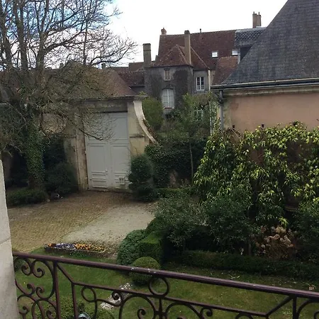 Des Tailles Bed & Breakfast *