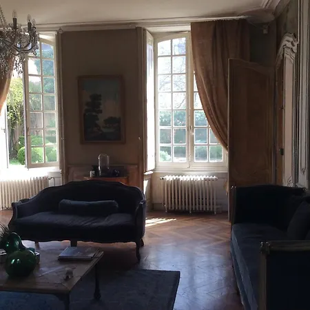 Des Tailles Bed & Breakfast